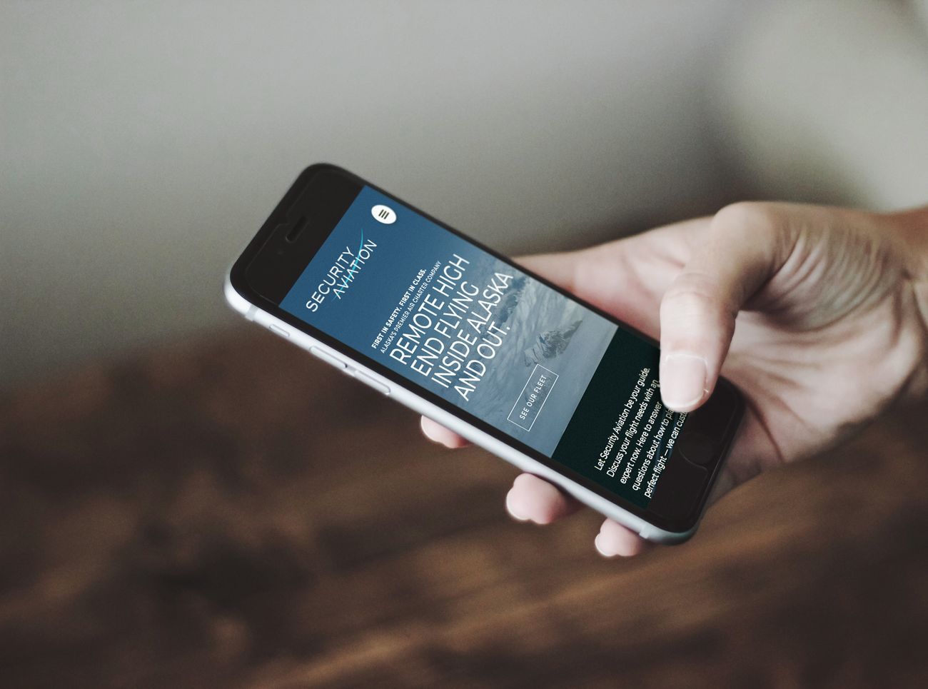 Security Aviation site on a phone